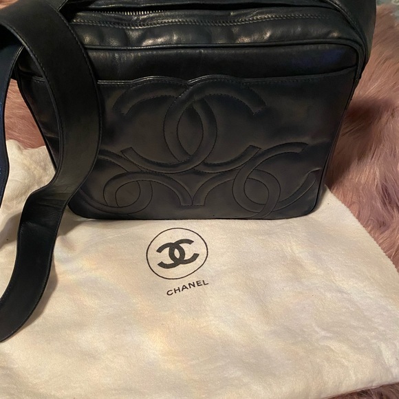 Rare Vintage Chanel Triple CC Crossbody Bag - Picture 16 of 16
